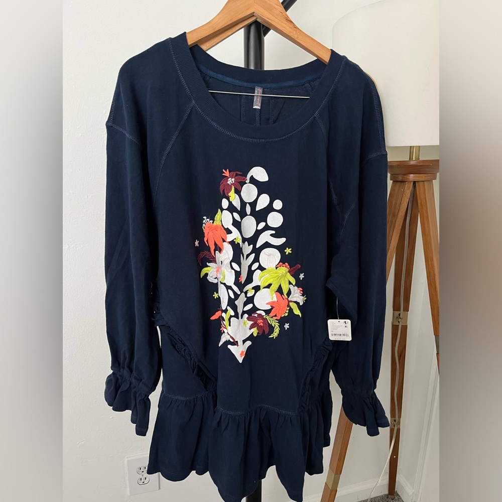 NWT FREE PEOPLE MOVEMENT Spring Forward Tunic In Midnight Navy Combo MSRP $128 - Picture 10 of 16